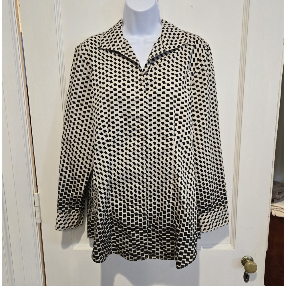 Chico's Women's Long Sleeve Concealed Buttons, Button Up Blouse Size 12 Large